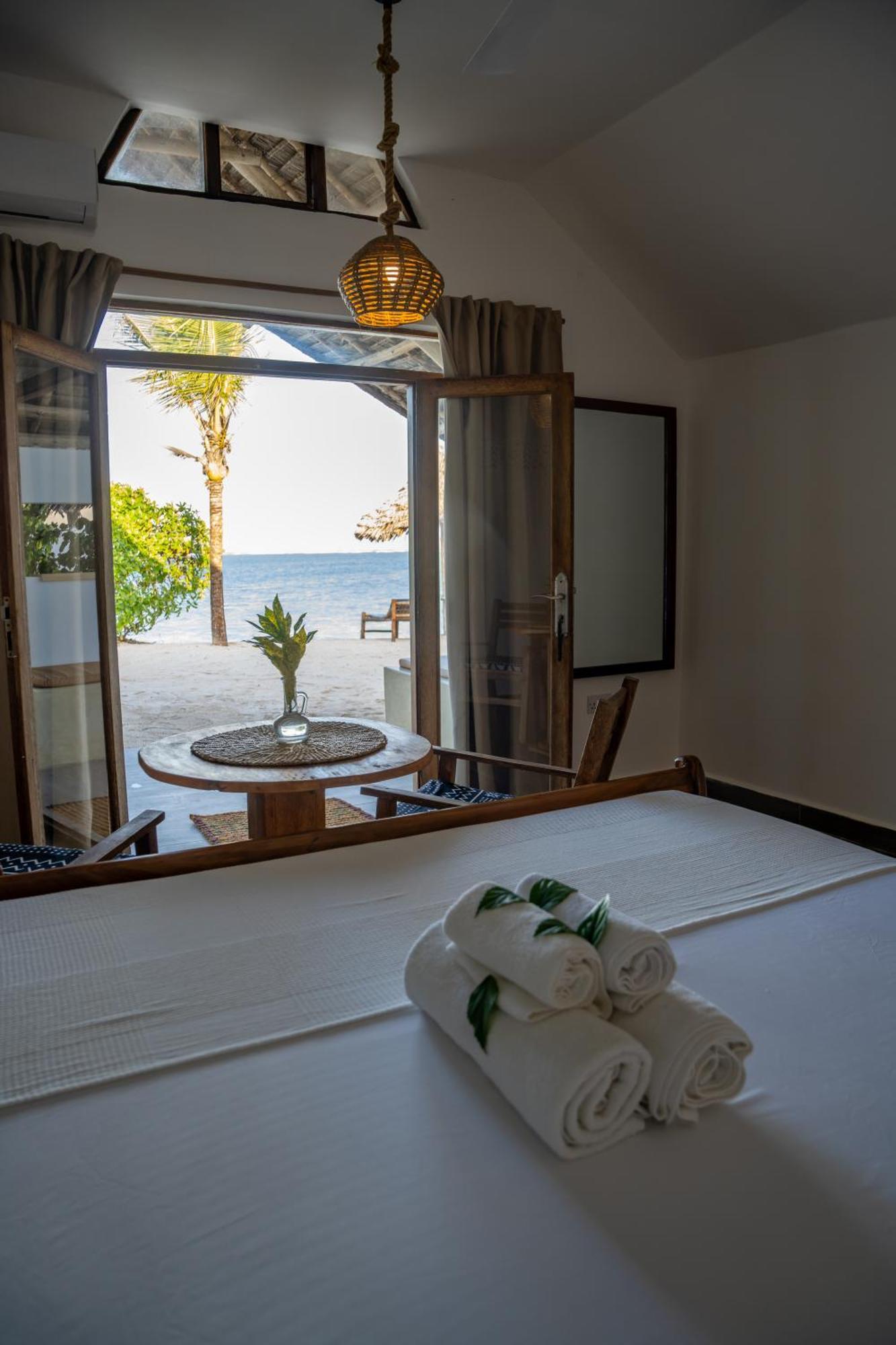 Juana Ocean Villas Makunduchi Exterior foto